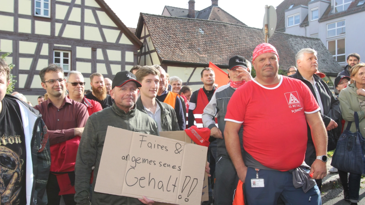 Kundgebung 1. Tarifverhandlung SZI in Stein bei Nürnberg
