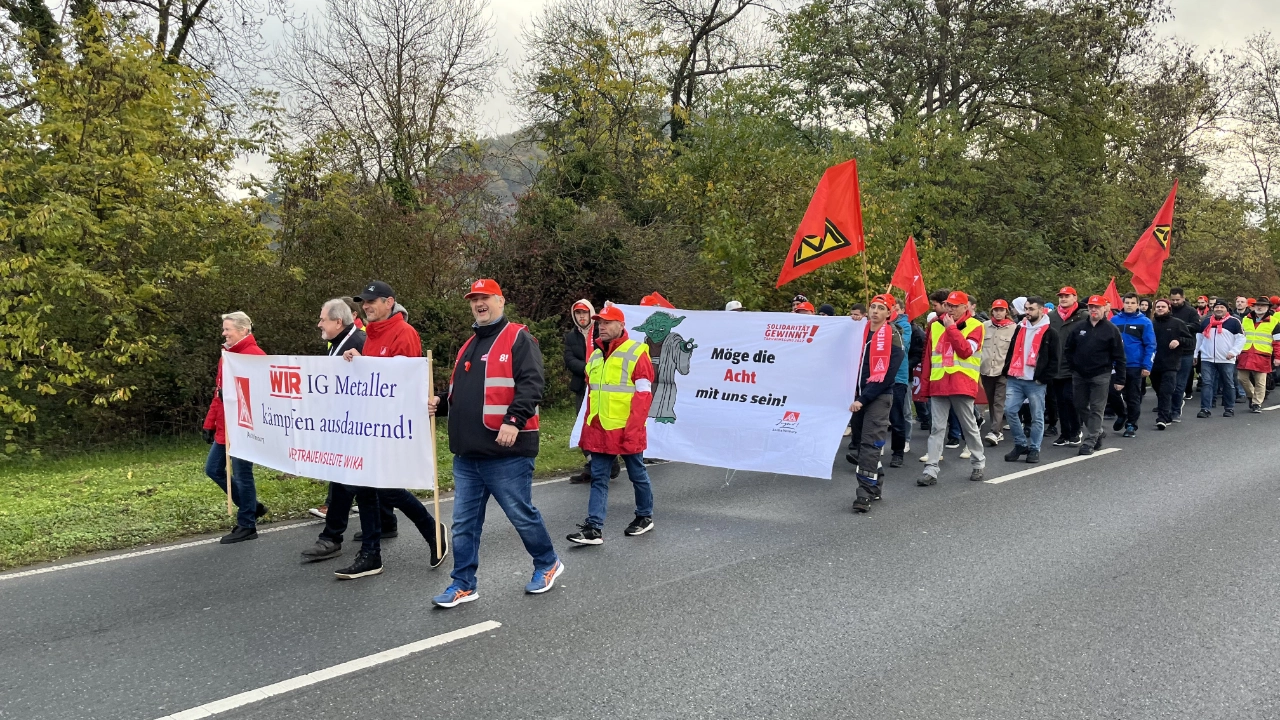 Klingenberg: WIKA, KUKA Industries, Ziemann Holvrieka