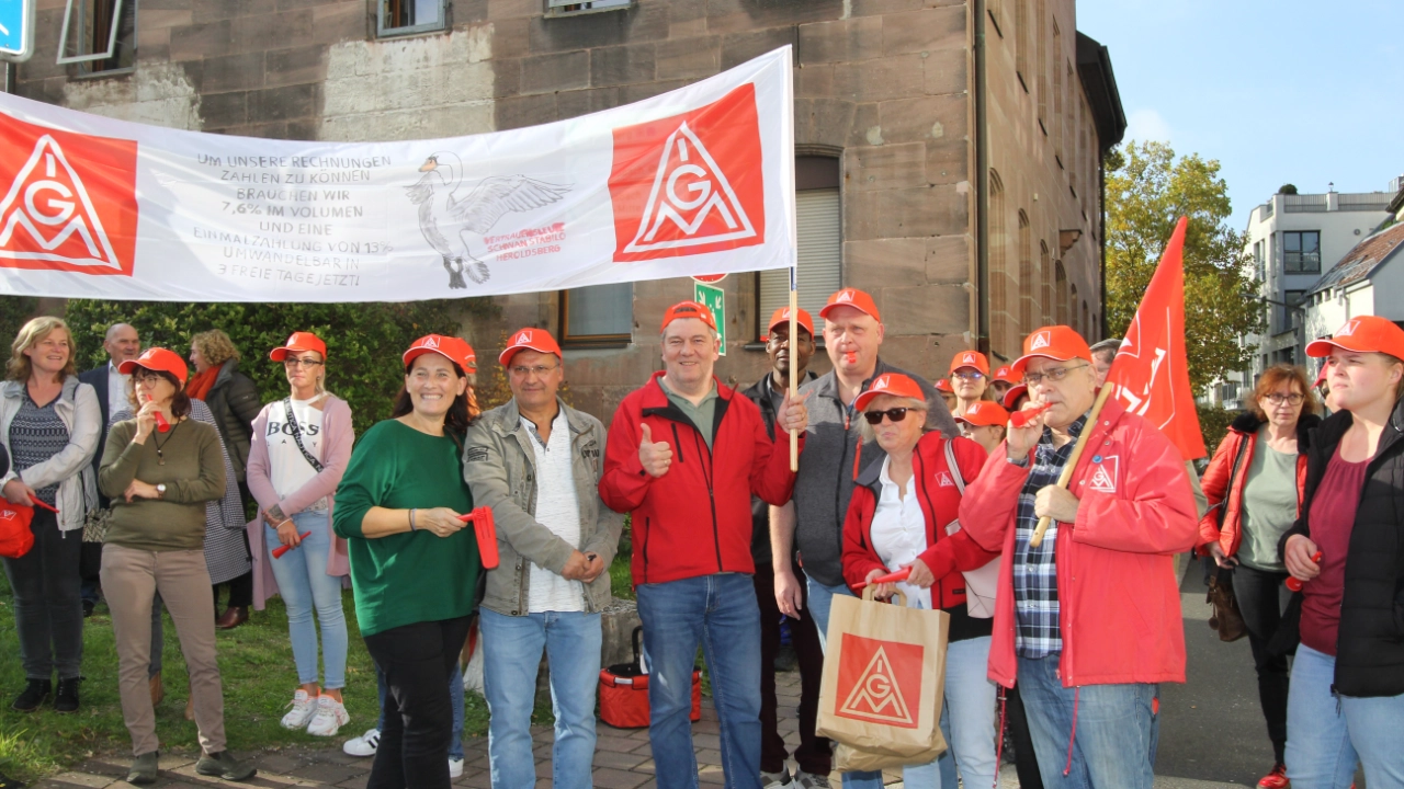 Kundgebung 1. Tarifverhandlung SZI in Stein bei Nürnberg