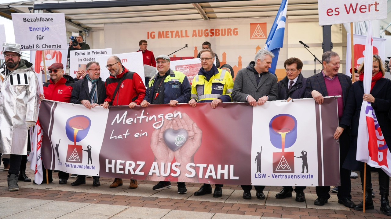 Aktionstag Industriestrompreis: Demonstrationszug und Kundgebung in Meitingen bei Augsburg