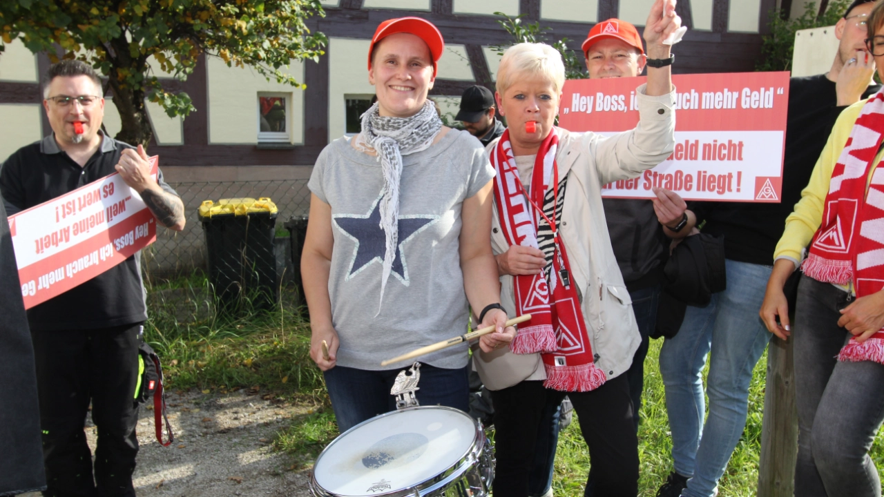 Kundgebung 1. Tarifverhandlung SZI in Stein bei Nürnberg