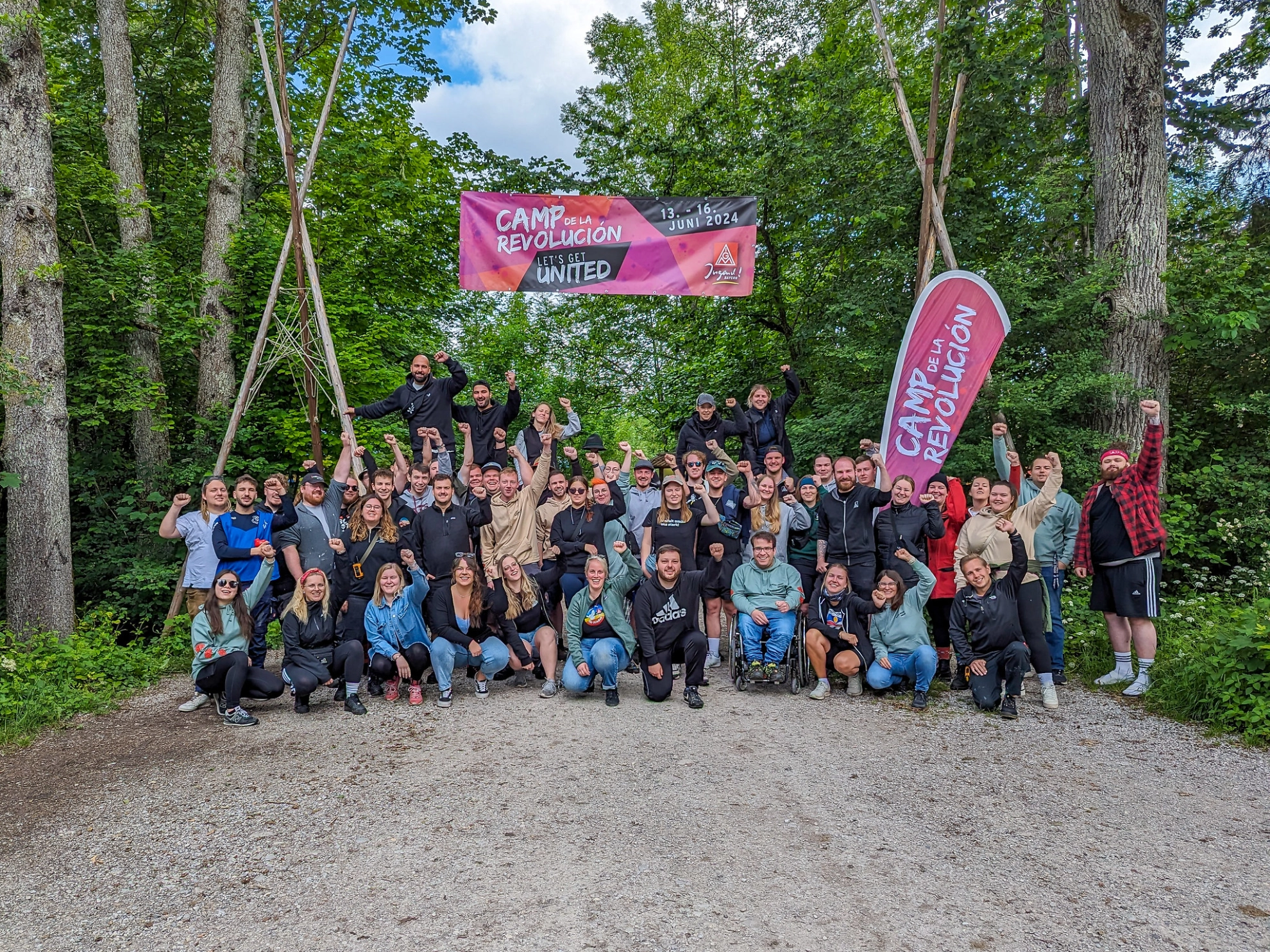 Gruppenfoto_campdelarevolucion_2024