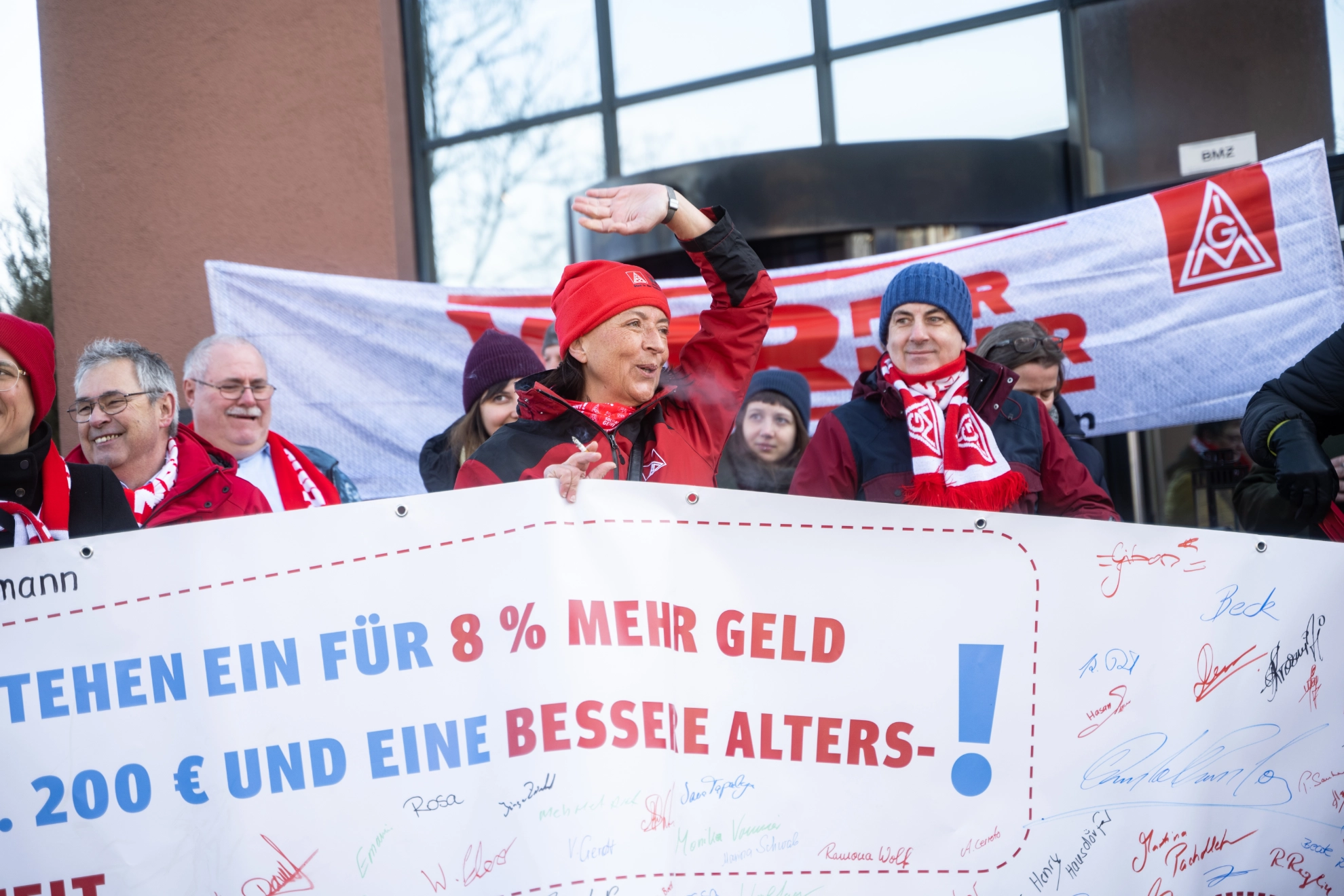 Tarifrunde Textil- und Bekleidungsindustrie: Kundgebung und Demonstration zur 2. Verhandlung in Ingolstadt