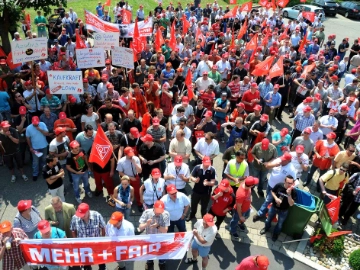 IG Metall Bayern fordert Arbeitszeitabsenkung mit Teillohnausgleich und 4 % Entgeltvolumen
