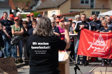IG Metall-Mitglieder entscheiden über unbefristeten Streik bei Schabmüller in der Oberpfalz