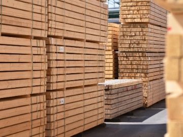 Mehr Geld und bessere Altersteilzeit für Beschäftigte in Holz- und Kunststoffindustrie