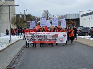 Warnstreiks in Holz- und Kunststoffindustrie laufen