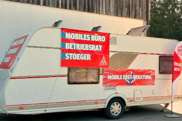 Betriebsrat eröffnet Büro im Wohnwagen 