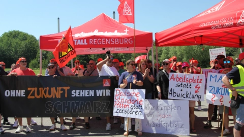 Auftakt des Erzwingungsstreiks bei Mahle in Neustadt