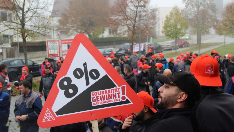 Warnstreik Metall&Elektro Tarifrunde Brembo SGL und SGl Carbon Meitingen