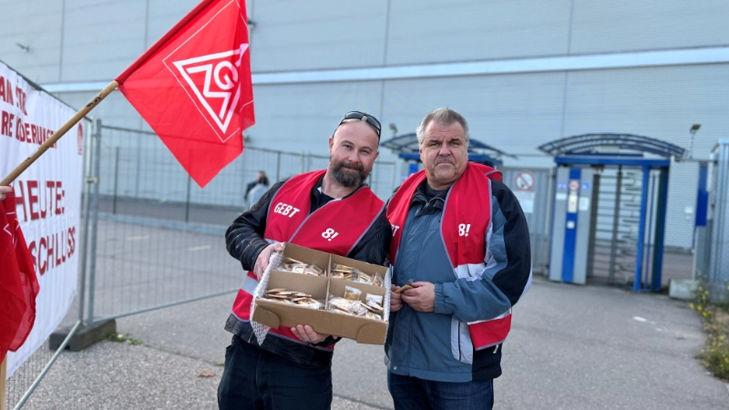 Warnstreik Metall&Elektro Tarifrunde 2022 ams Osram Regensburg