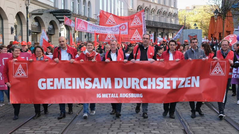 Demo und Kundgebung 3. M+E-Tarifverhandlung in Augsburg