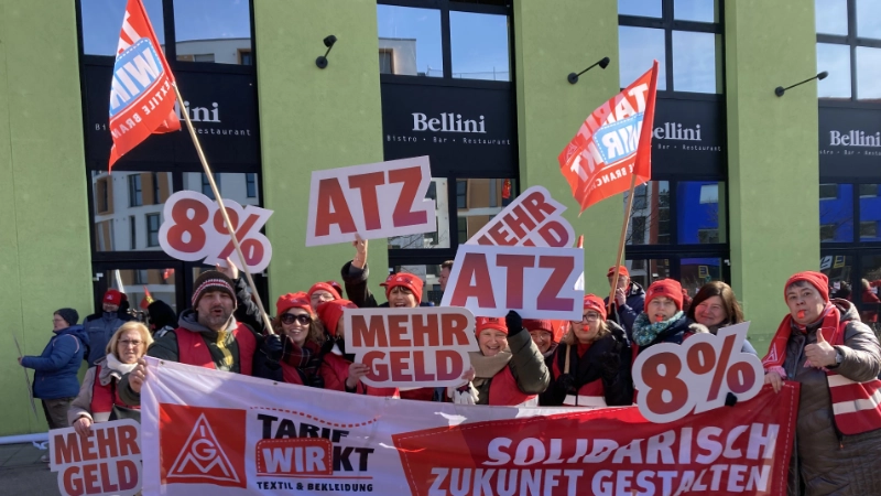 Tarifrunde Textil- und Bekleidungsindustrie: Kundgebung und Demonstration zur 2. Verhandlung in Ingolstadt