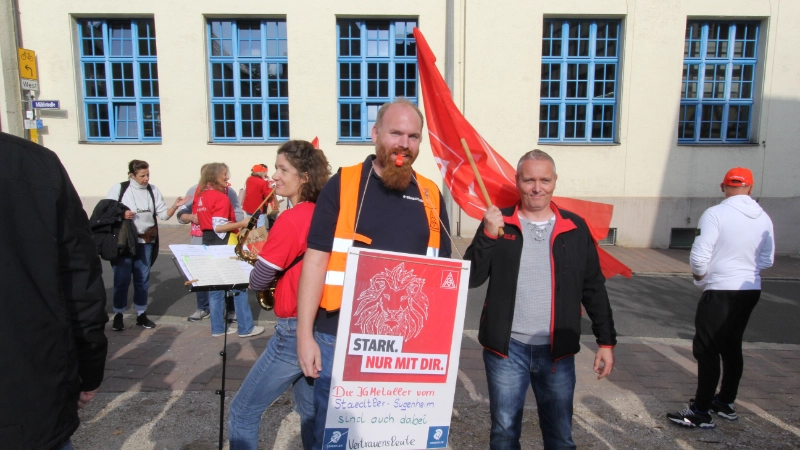 Kundgebung 1. Tarifverhandlung SZI in Stein bei Nürnberg