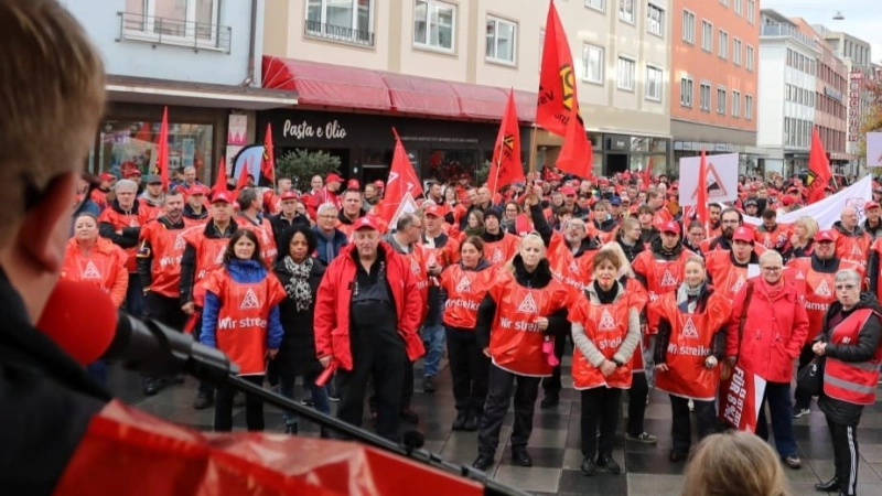 Warnstreik-Demozug Würzburg