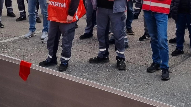 Warnstreik Metall&Elektro Tarifrunde 2022 MAN München