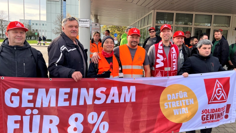 Warnstreik Metall&Elektro Tarifrunde 2022 Schneider Electric Regensburg