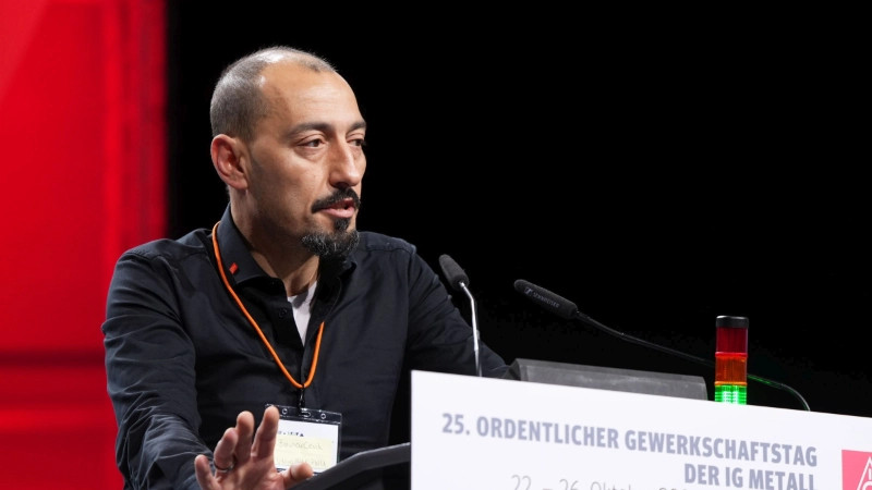 Delegierter auf dem 25. Ordentlicher Gewerkschaftstag der IG Metall in Frankfurt am Main.