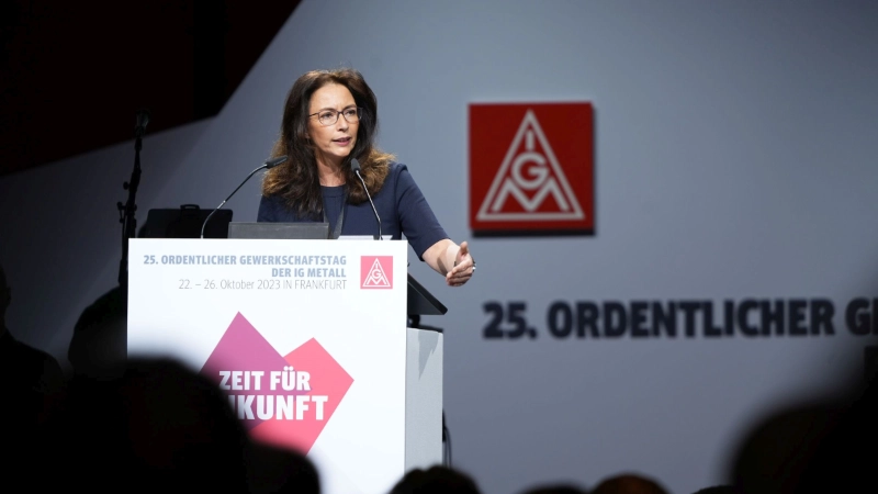 Yasmin Fahimi auf dem 25. Gewerkschaftstag der IG Metall in Frankfurt