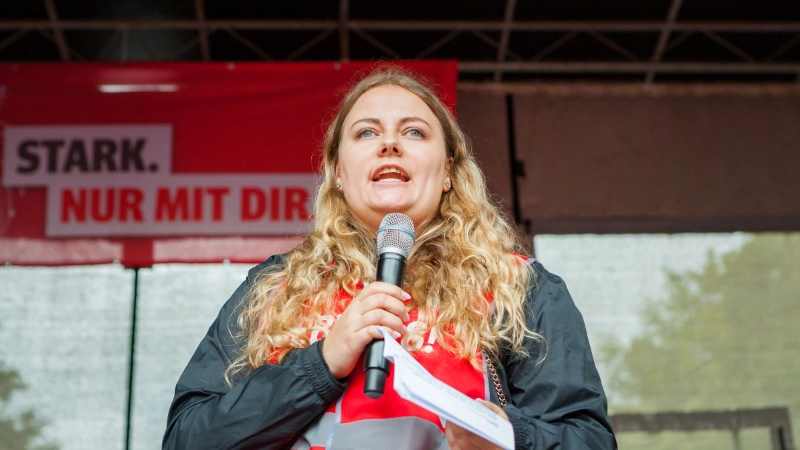 Vor der ersten Verhandlung in Bayern demonstrieren 4000 Beschäftigte in Nürnberg